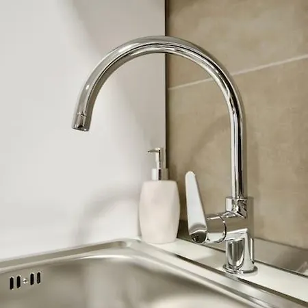 Standard By Hi5-horvath Mihaly Square *