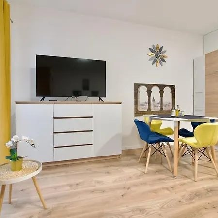 Standard By Hi5-horvath Mihaly Square * Budapest