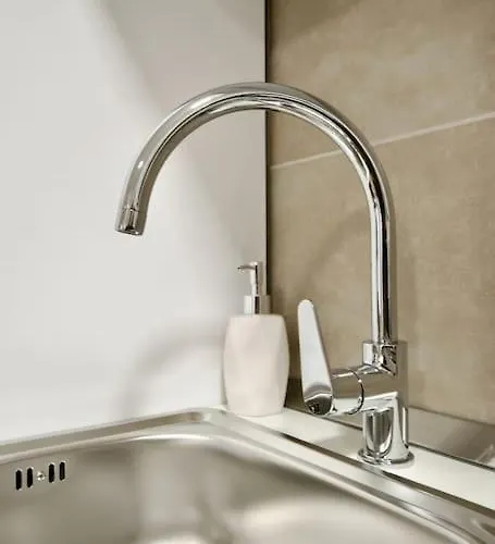 Standard By Hi5-horvath Mihaly Square *