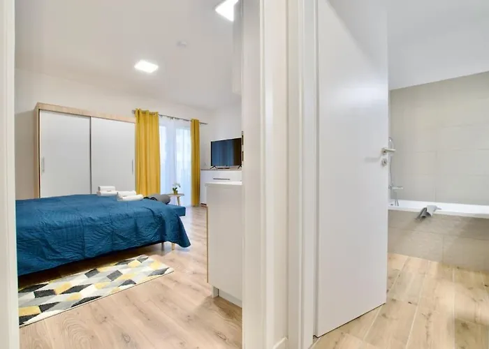 Standard By Hi5-horvath Mihaly Square Apartment